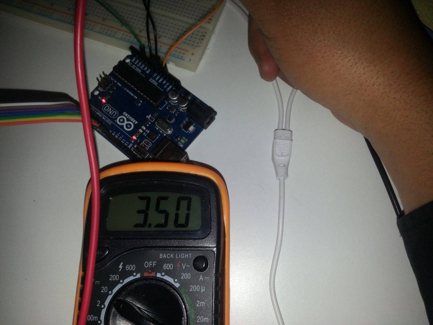 Projet électronique FPGA 4 2 sur 3 Capteur de distance ultrasonique à base du FPGA et Arduino - alimentation8