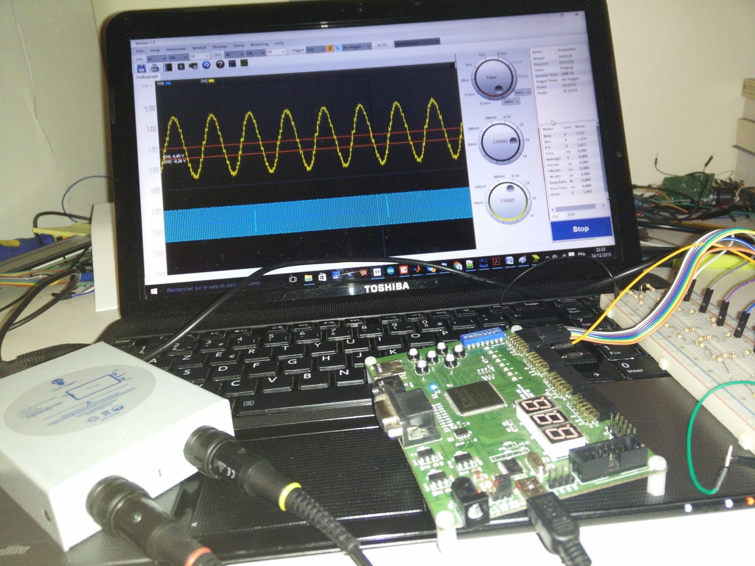 Projet électronique FPGA 5 Générateur des signaux V1 - photos projets (2)