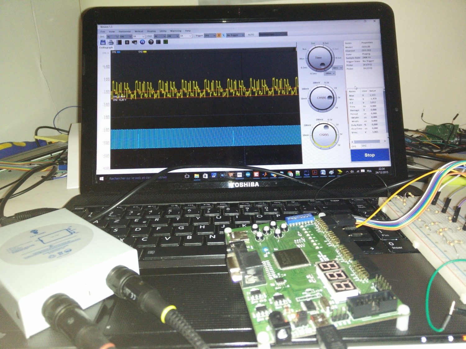 Projet-électronique-FPGA-5-Générateur-des-signaux-V1-photos-projets-3-1500x1125